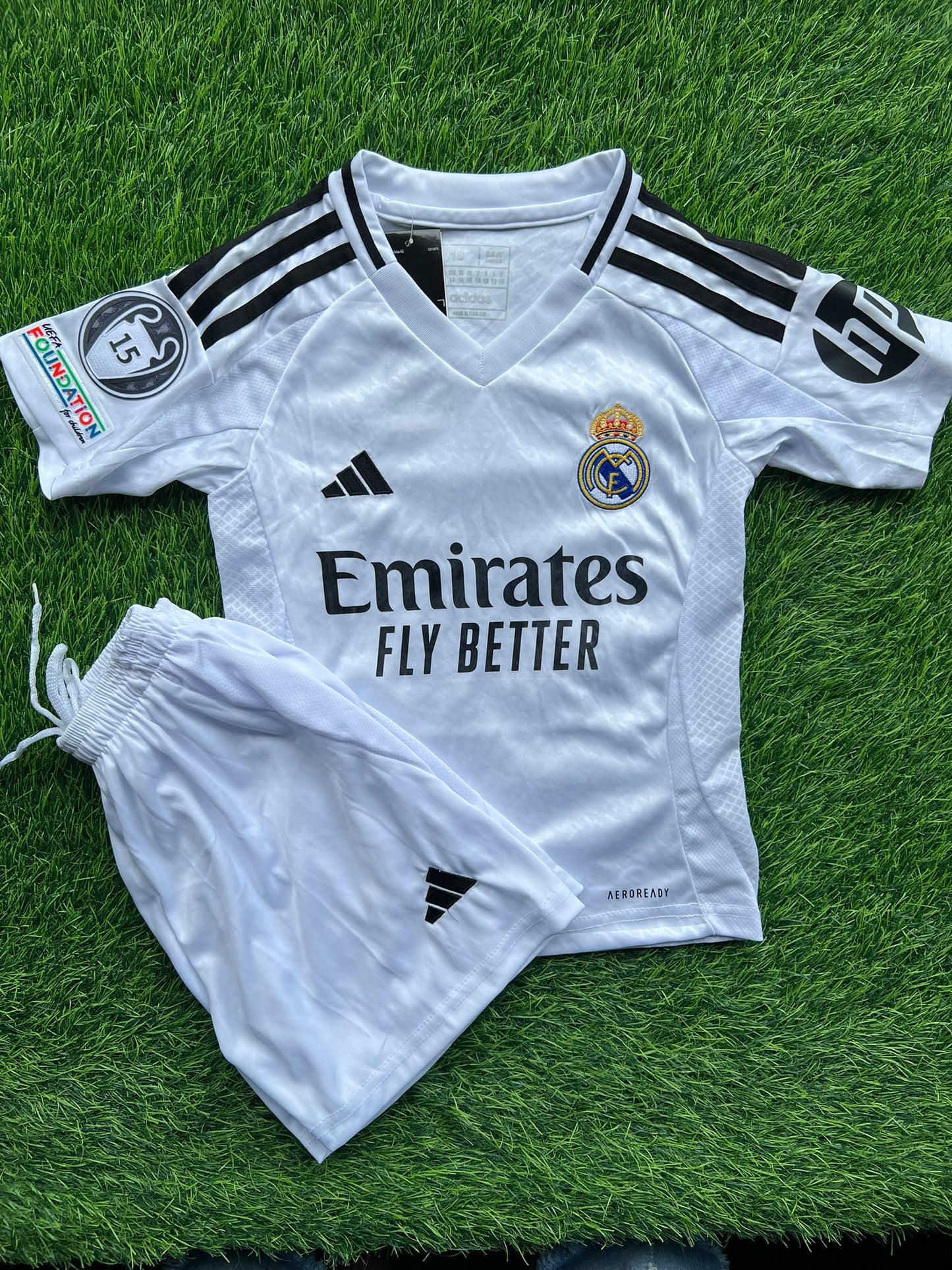 Conjunto Real Madrid 24/25 - Niños - Oferta