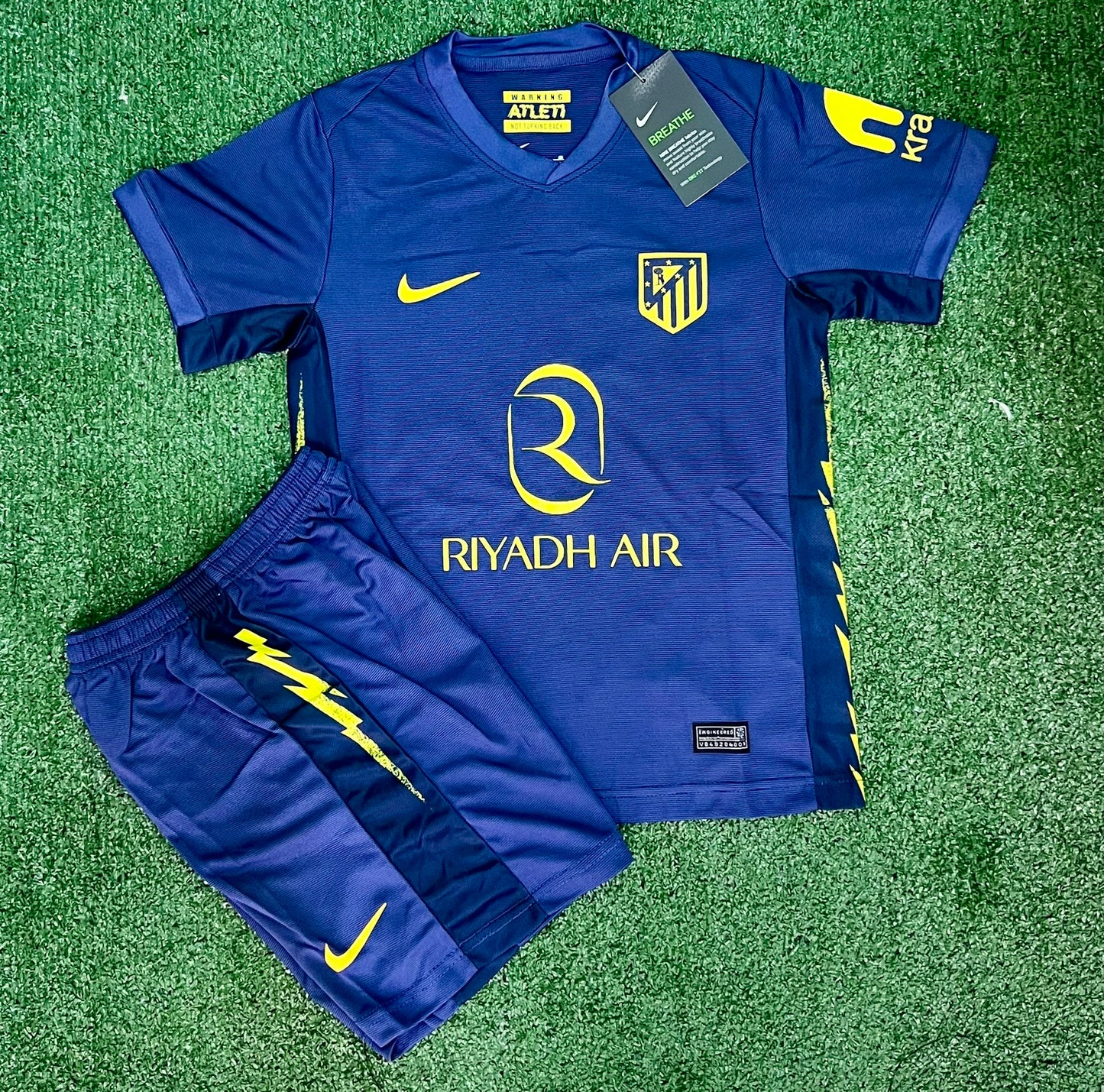 Conjunto Atl. Madrid 25/26  - Visita - Niños - Oferta