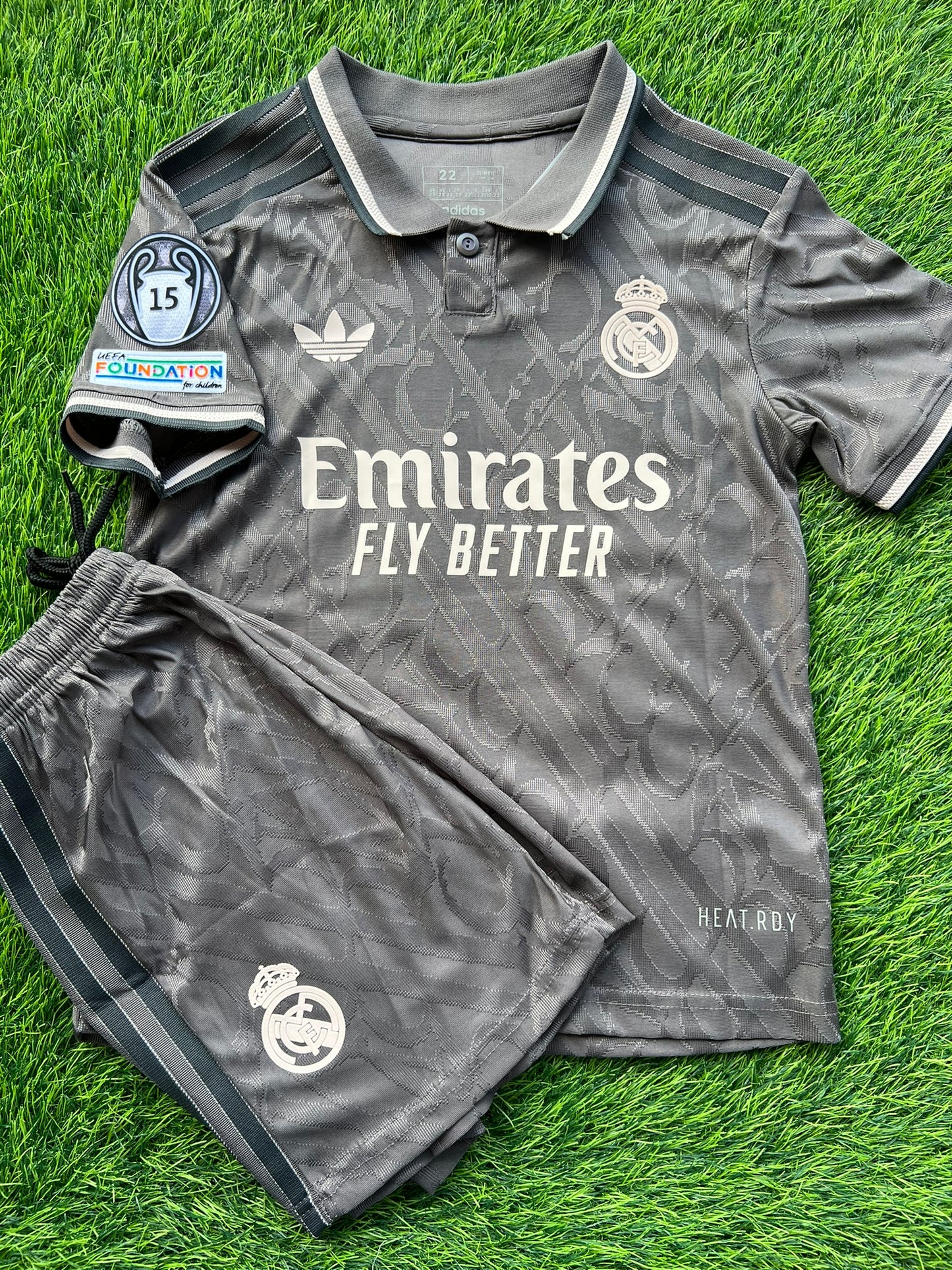 Conjunto Real Madrid 24/25 - Version Player - Niños - Oferta