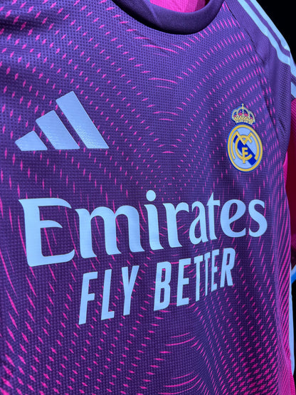CAMISETA REAL MADRID 25/26 - Ediciòn especial
