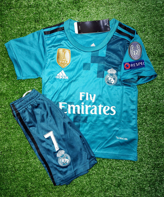 Conjunto Real Madrid 2017 - Visita - Niños