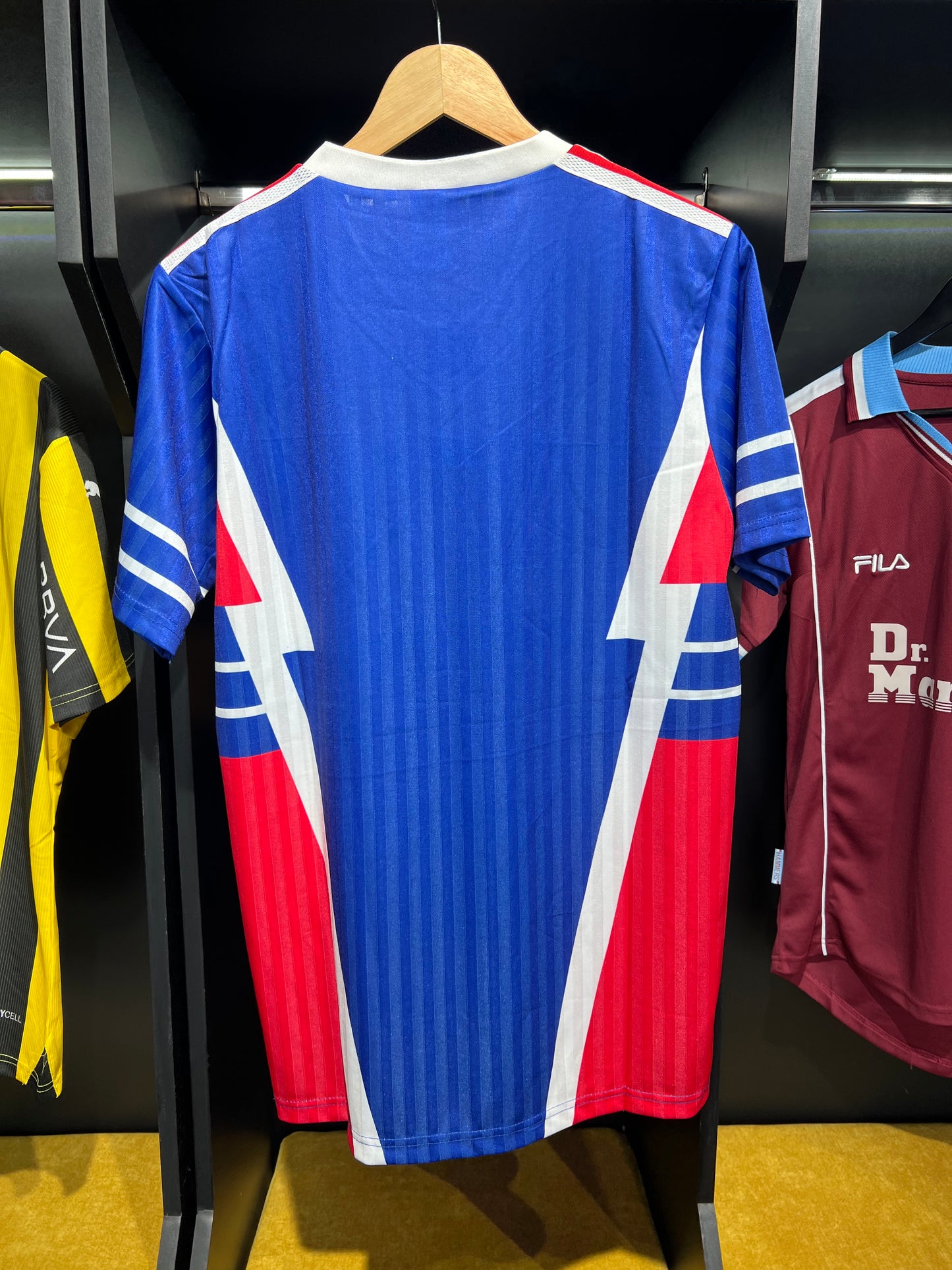 CAMISETA Yugoslavia 1990 - Local