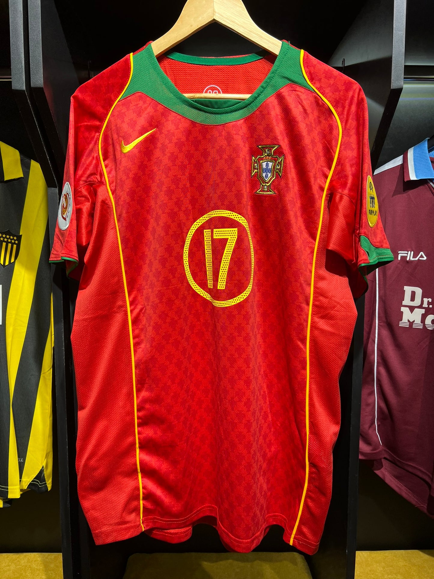 CAMISETA Portugal 2004 - Retro