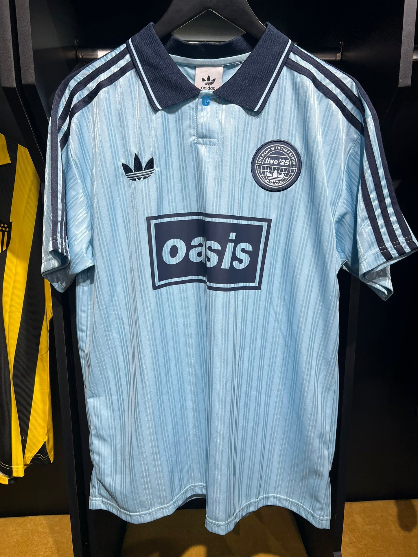 CAMISETA Adidas x Oasis Tour Clear Sky