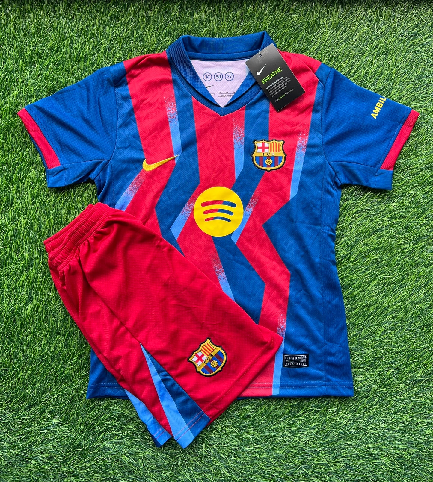 Conjunto FC Barcelona 25/26 - Supercopa - Niños