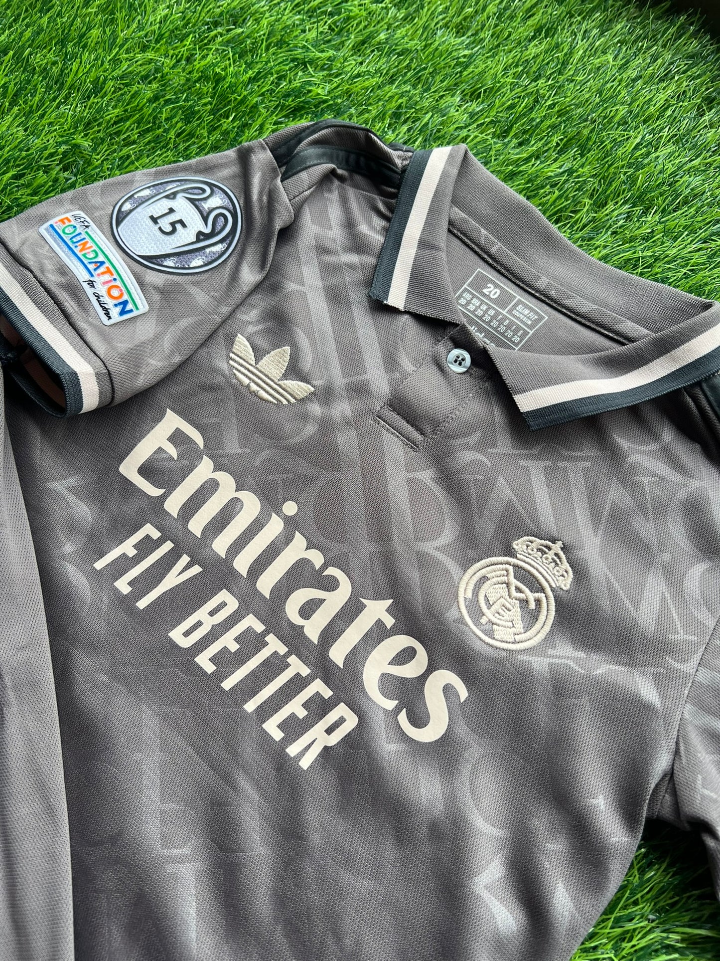 Conjunto Real Madrid 24/25 - Visita -  Niños - Oferta