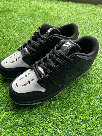 Nike SB Dunk Low "No Face" (Sin Cara) de la película El Viaje de Chihiro