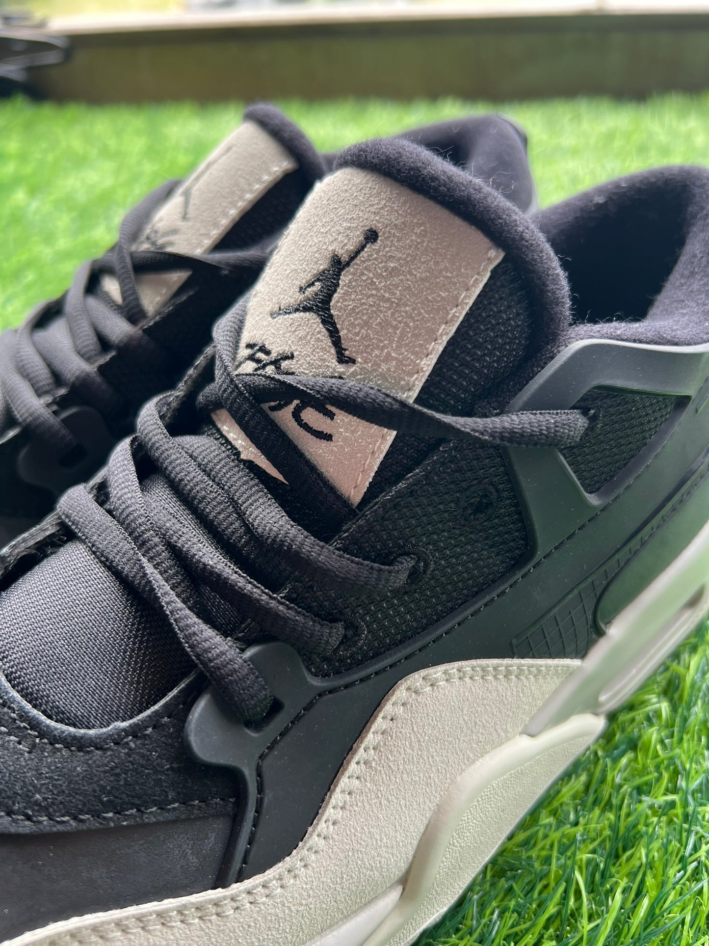 Nike Air Jordan 4 RM - Oferta