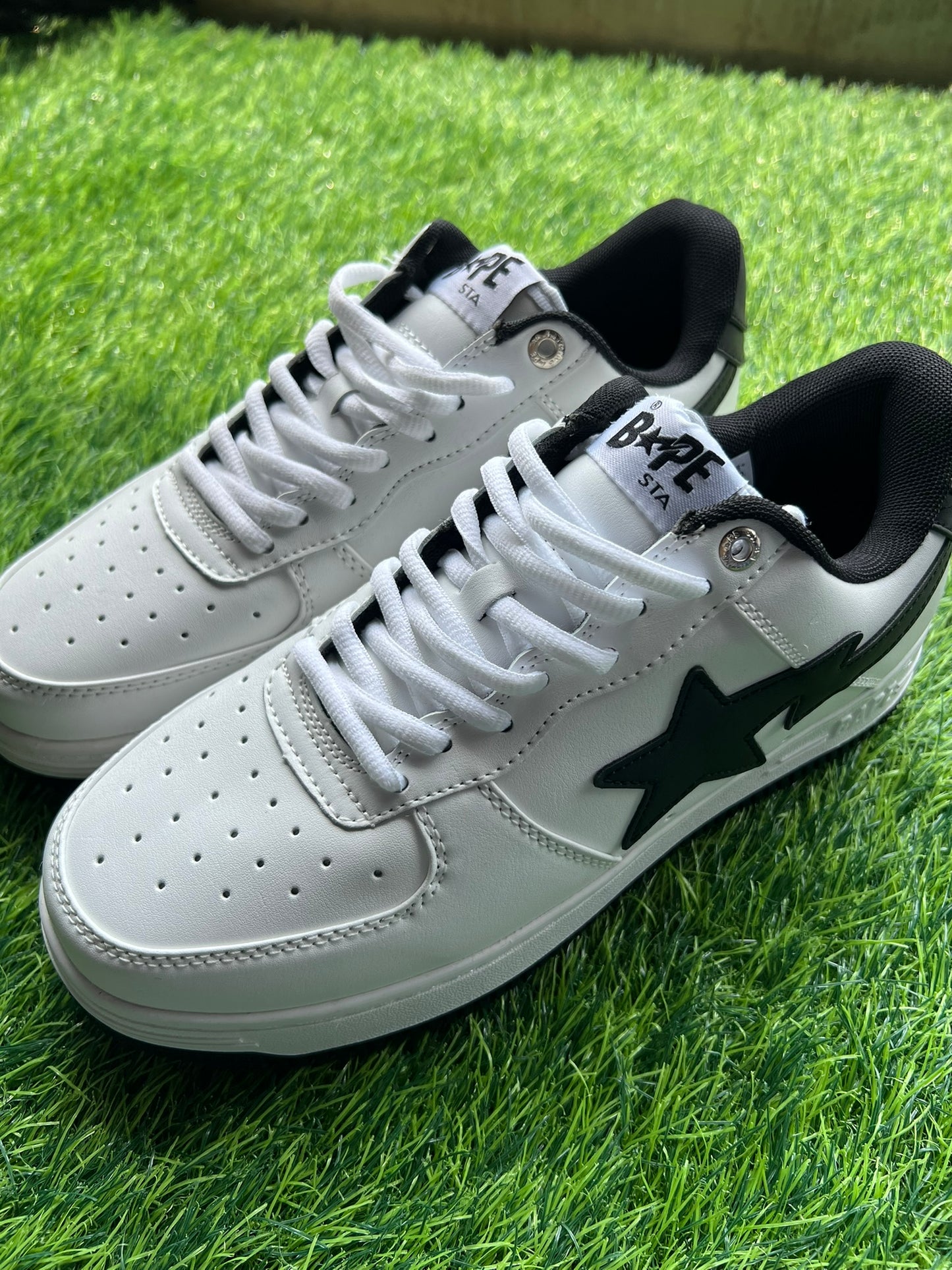 Bapesta "White/Navy" - Oferta